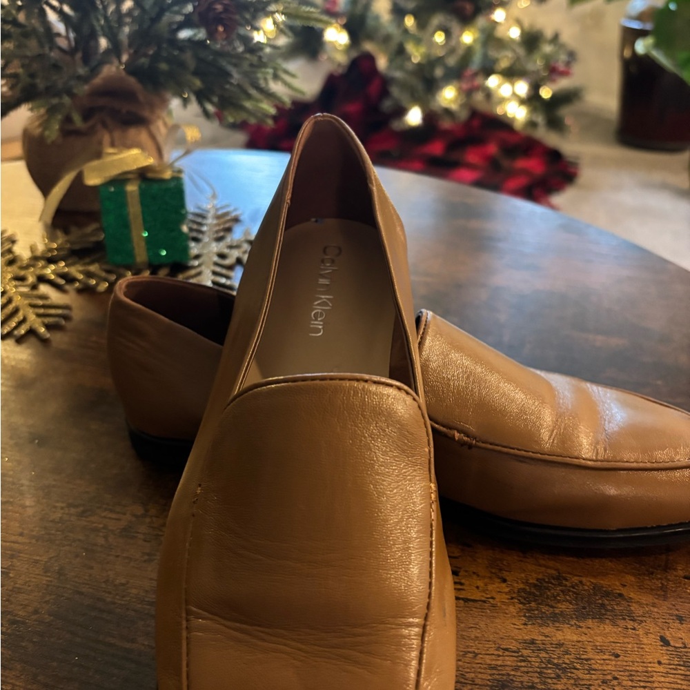Calvin Klein Women’s Brown Slip-On Loafers Leather